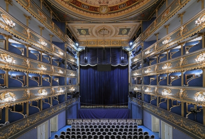 THE ESTATES THEATRE. CZECH AND GERMAN LANGUAGES COMPETED IN THE STRUGGLE FOR THE AUDIENCE